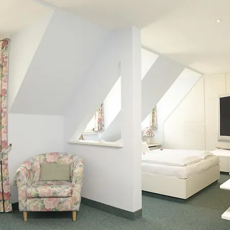 Eulenspiegel - Nichtrauchhotel Szálloda