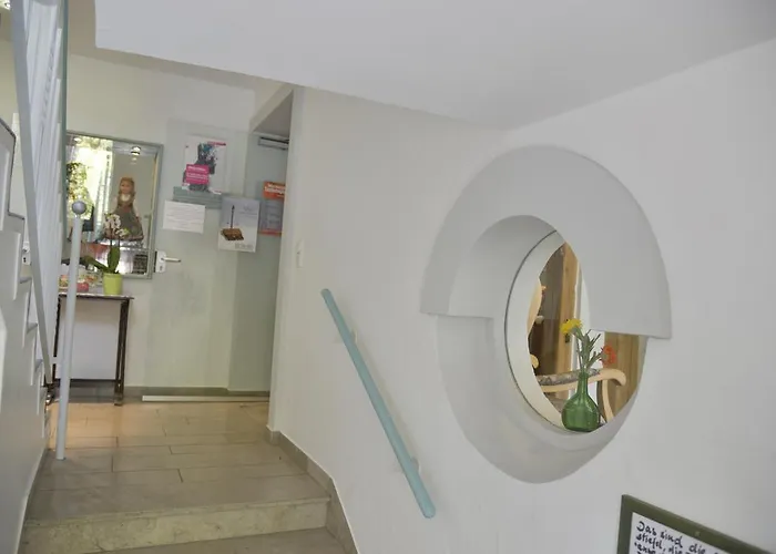 Eulenspiegel - Nichtrauchhotel - Garni מלון